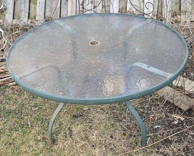 patio table chairs outdoor
