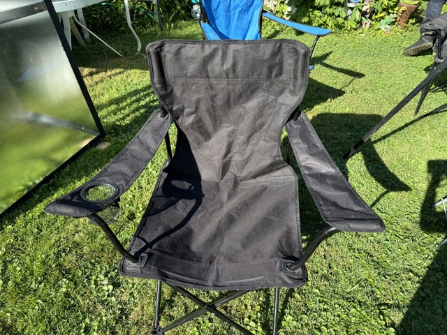 folding chairs outside chairs - photo 4