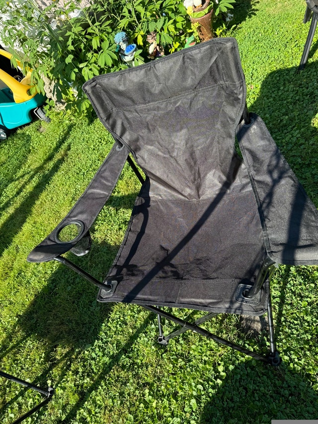 folding chairs outside chairs - photo 5