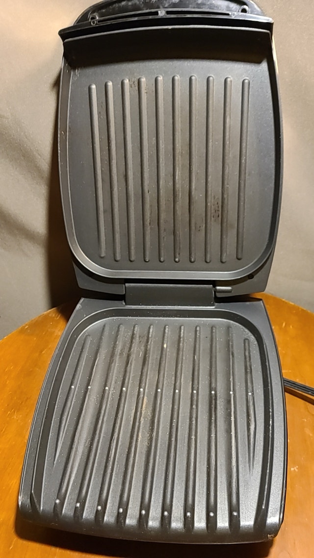 George Foreman Grilling machine