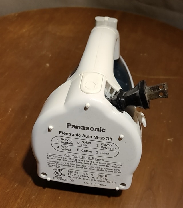 Panasonic NI-553R Steam Iron 1000 W