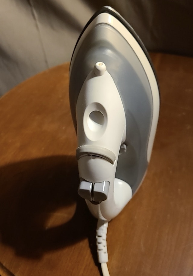 Panasonic NI-553R Steam Iron 1000 W - photo 2
