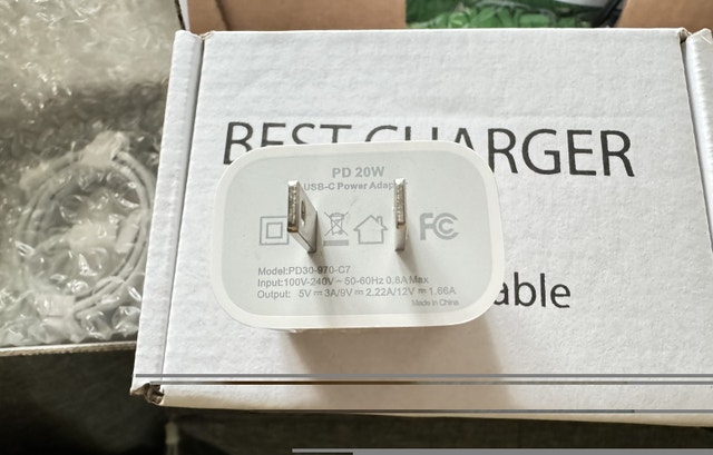 iPhone fast charger 20 W - photo 2