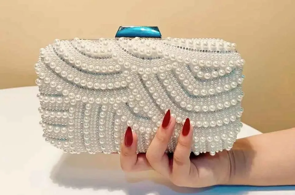 Brand new elegant and beautiful pearl evening party bag for wome