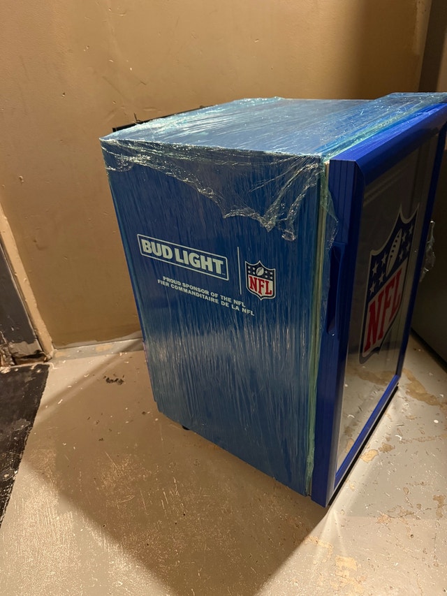 Bud Light Minifridge - photo 2
