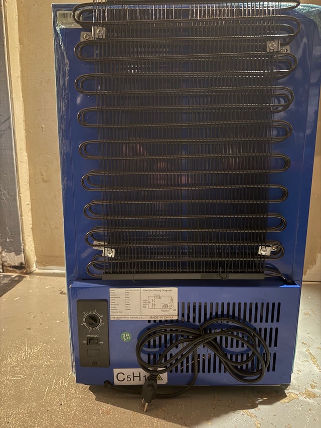 Bud Light Minifridge - photo 4