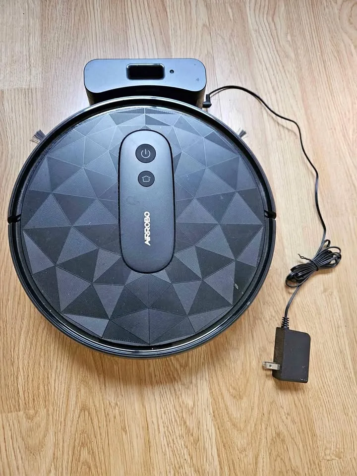 ARROBO Robot Vacuum Cleaner – Great Condition