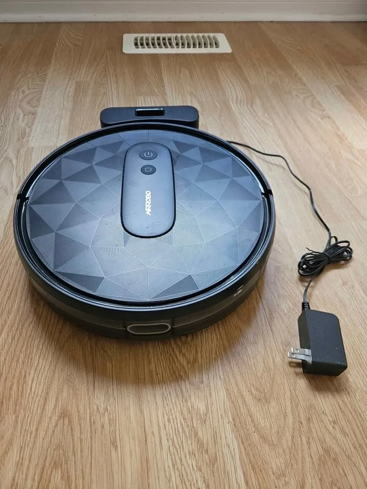 ARROBO Robot Vacuum Cleaner – Great Condition image indicator(2)