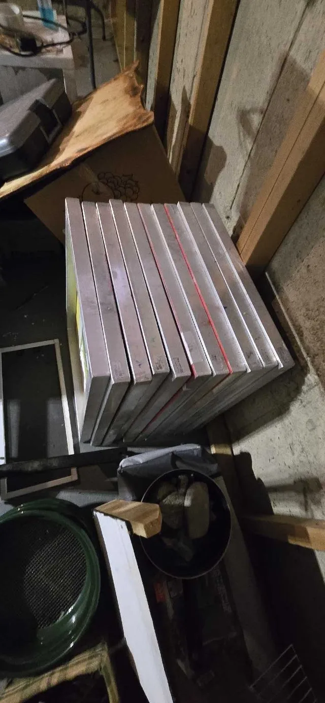 Screen printing / Flash Dryer / Ink and cleaners/ Screens image indicator(3)