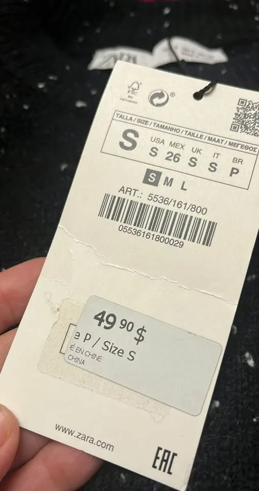 New- Zara women size small oversized sweater image indicator(4)