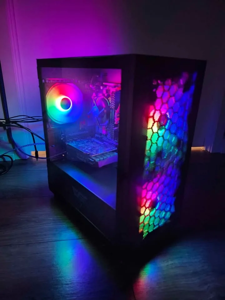 Gaming PC, Core i5, RTX 3050, 16 GB DDR4 image indicator(2)