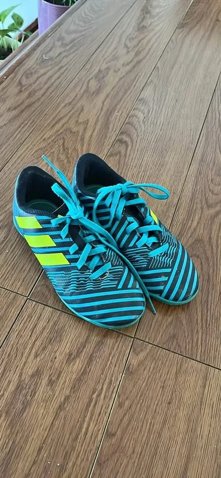 Adidas football shoes for kids size US 13K