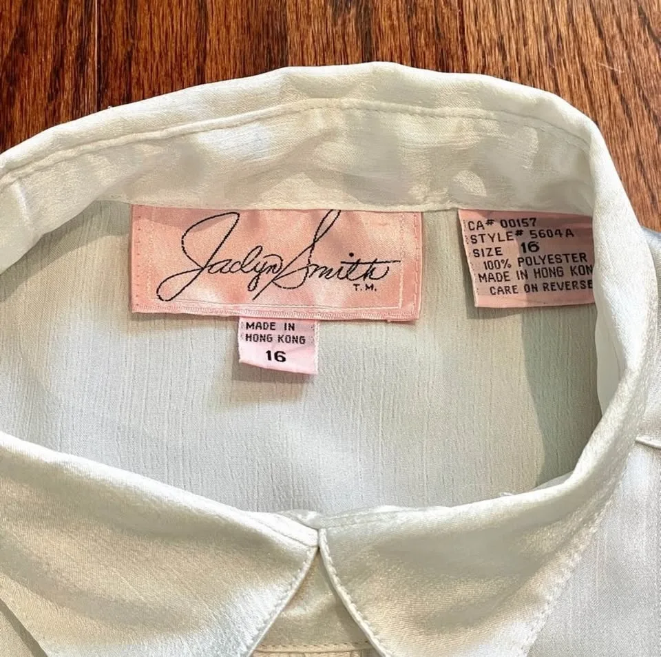 Vintage✨80s Jaclyn Smith Elegant Cream Blouse image indicator(2)