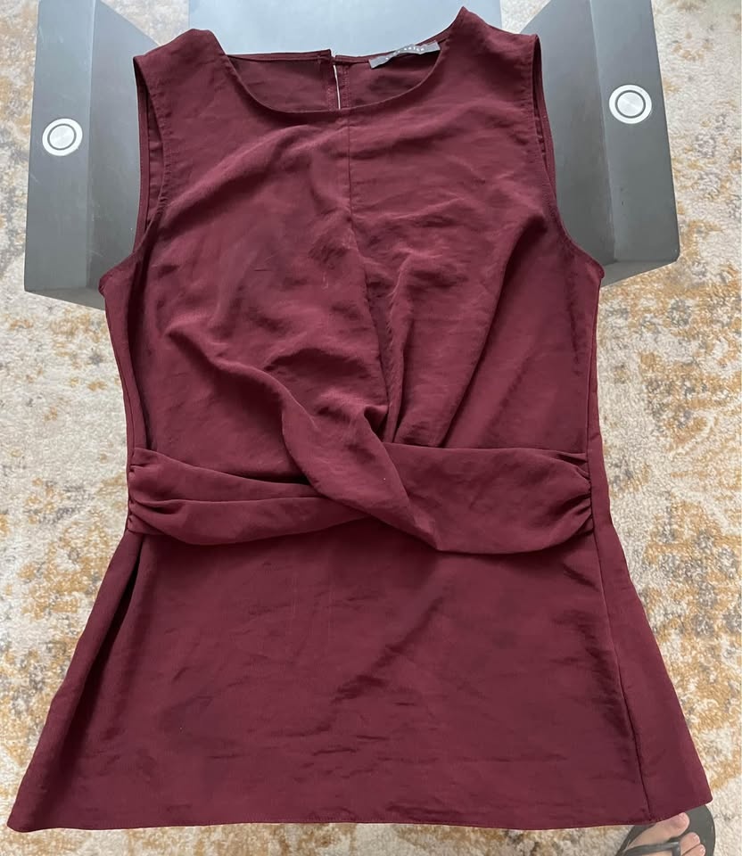 Top - size small - photo 2