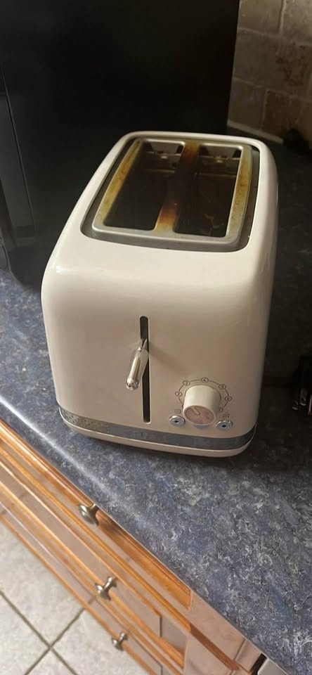 T-fal toaster - photo 2