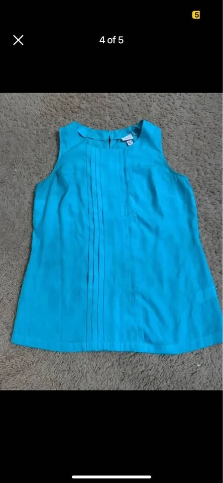 Used tops - size small image indicator(6)