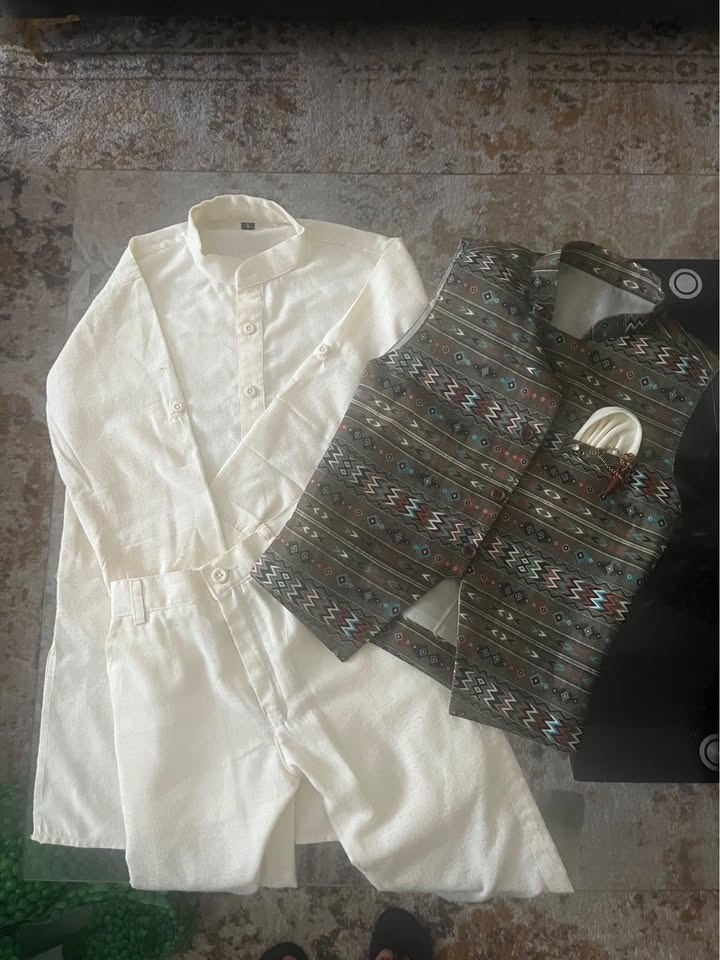 Kid 3 Piece Kurta Set size small - photo 2