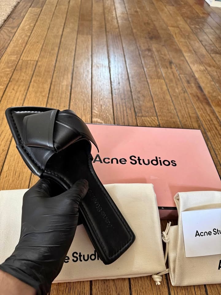 Acne Studios Black Leather Sandals – Size 38 (new)