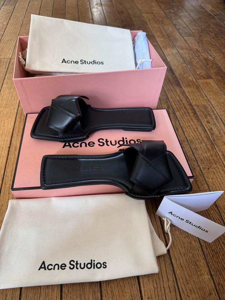 Acne Studios Black Leather Sandals – Size 38 (new) - photo 3