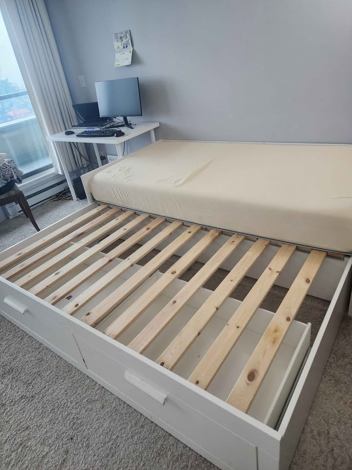 White Daybed with 2 Drawers - photo 3