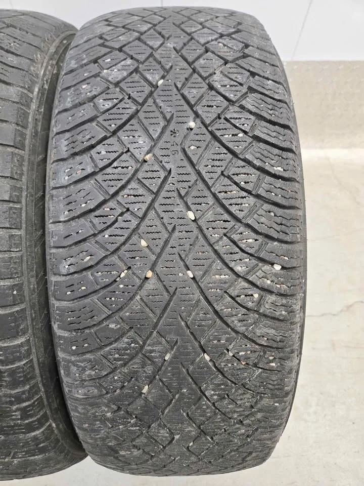 215/55R17- Two Winter Tires image indicator(5)
