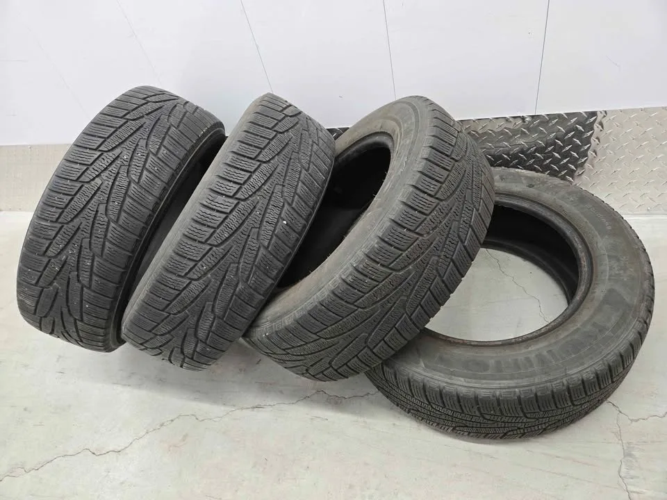 Winter Tire Set- 195/65R15 image indicator(6)