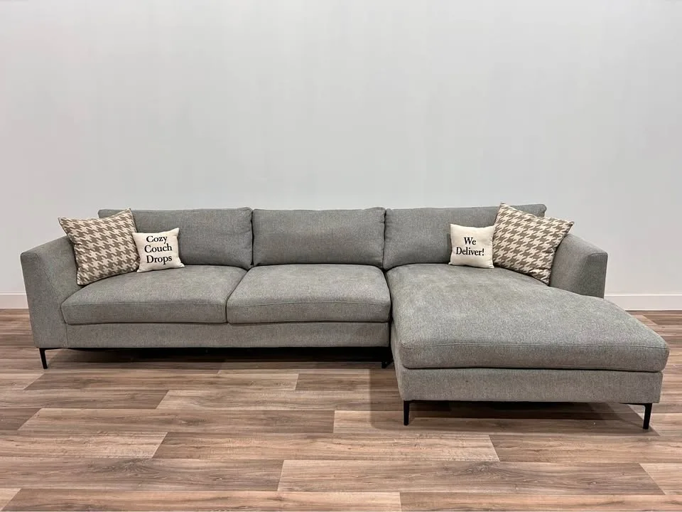 Thomasville Sectional Sofa- Delivery Available