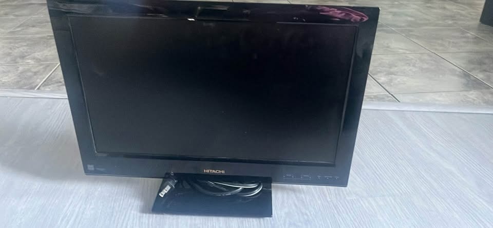 Hitachi television or monitor - photo 2