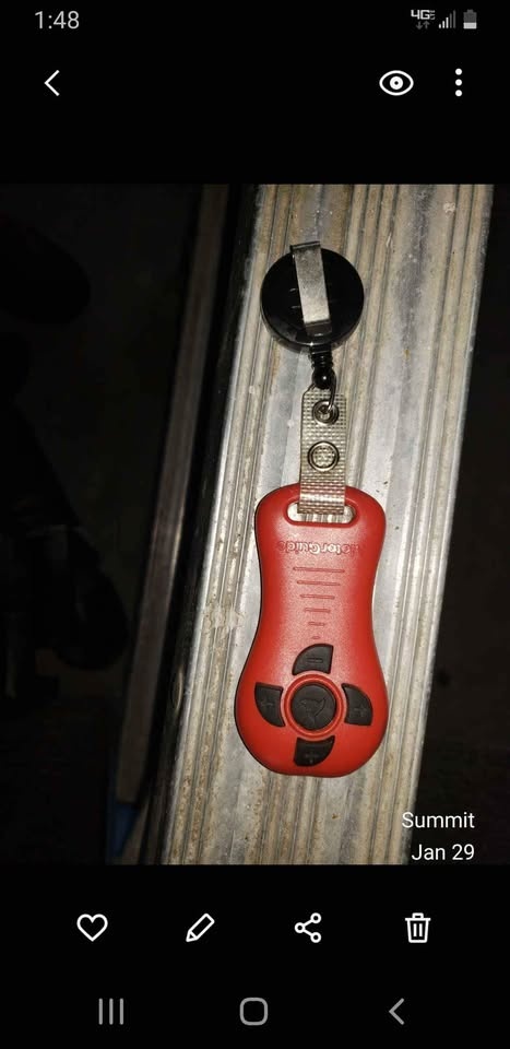 Motorguide Trolling Motor w55 wireless red remote - photo 5