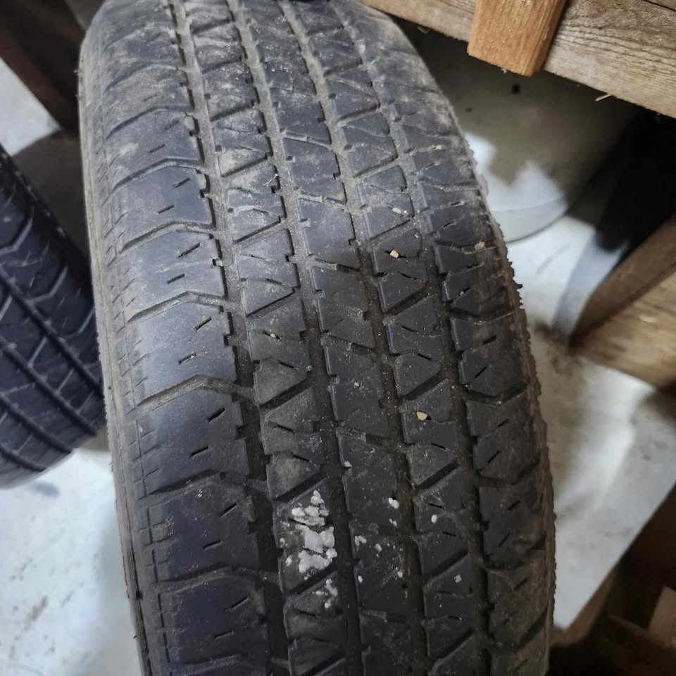 Car tires - photo 5