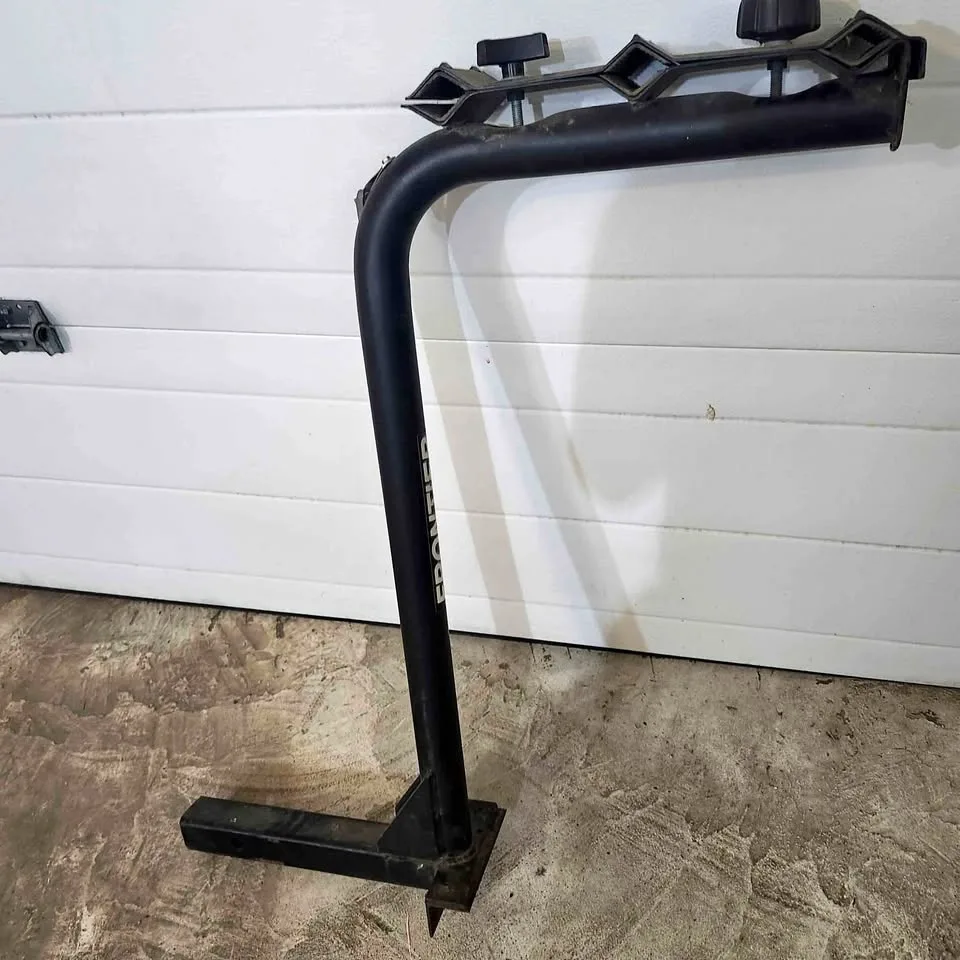 Frontier bike rack