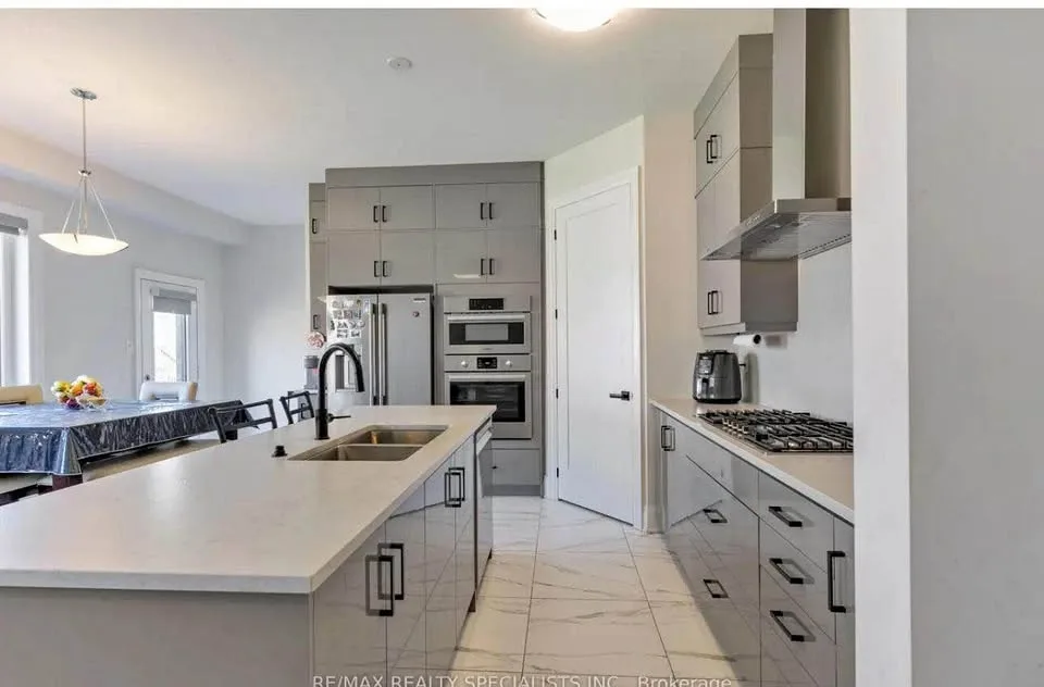 Private room for rent