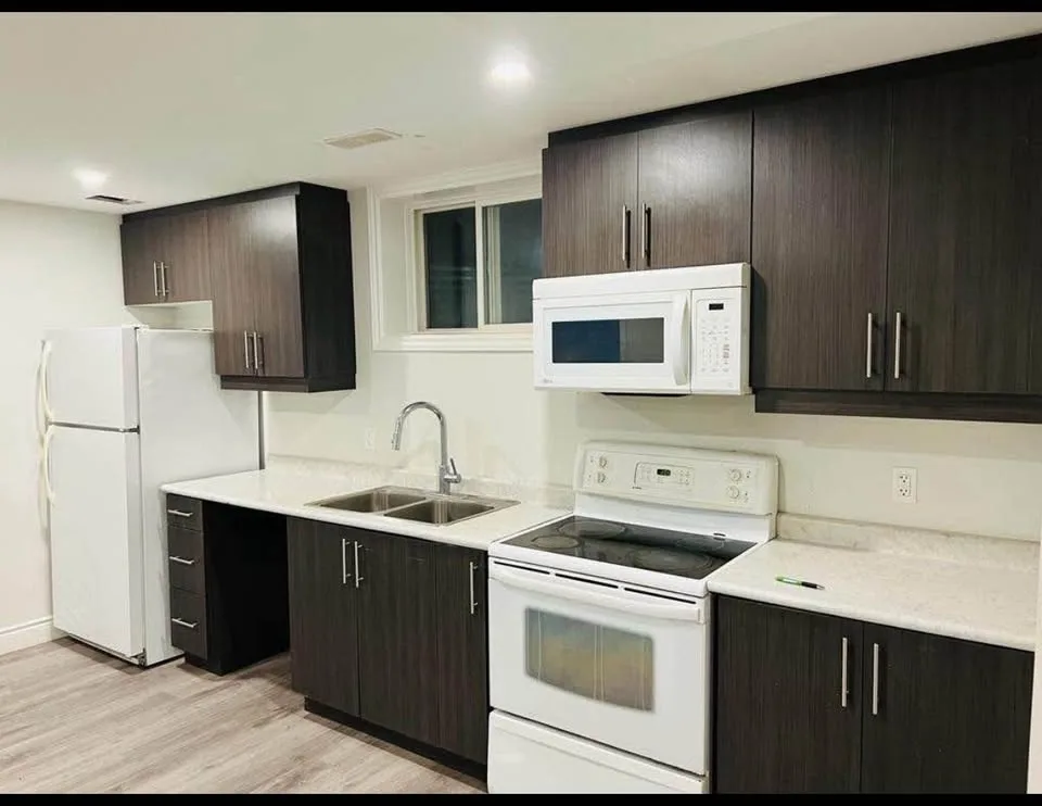 2 Beds 1 Bath - House image indicator(5)