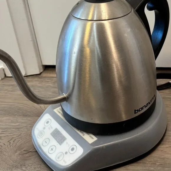 Bonavita Gooseneck Electric Kettle image indicator(5)