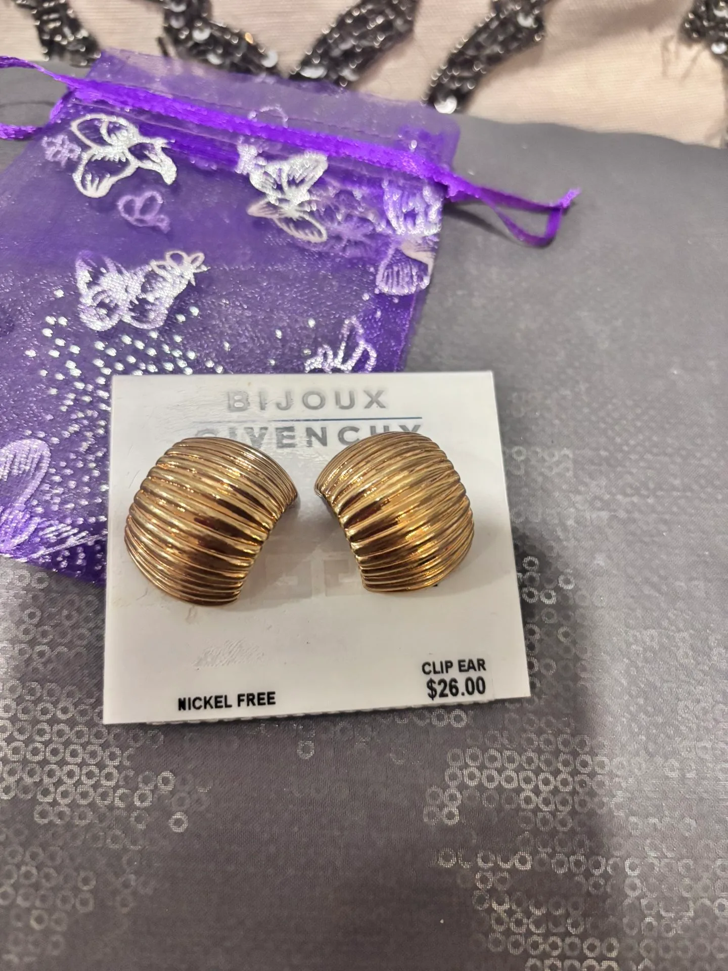Vintage Givenchy Gold-Tone Clip-On Earrings image indicator(6)