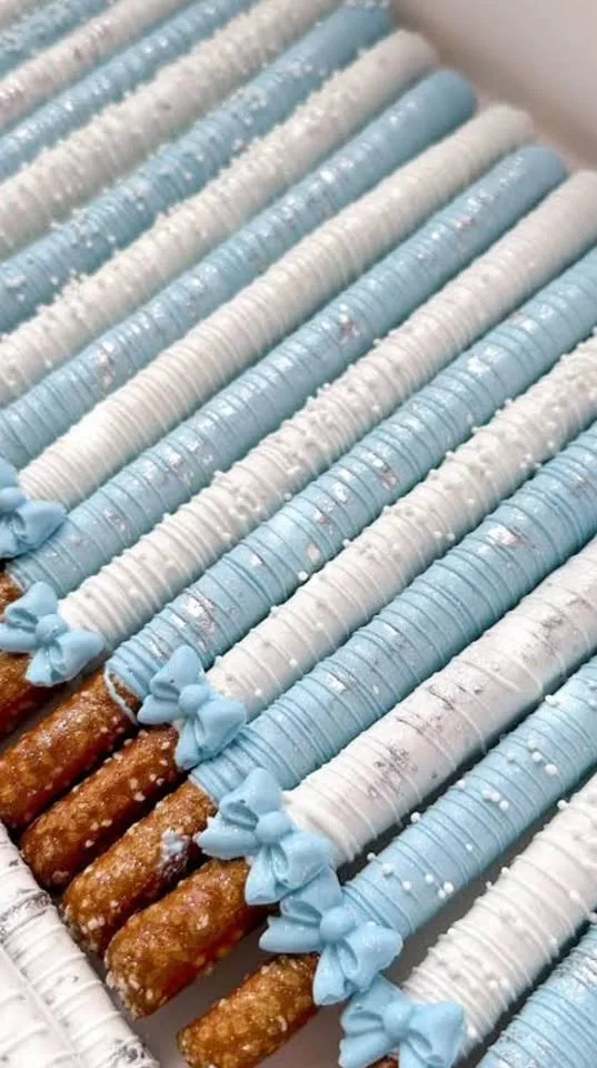 Chocolate Dipped Pretzel Rods image indicator(2)