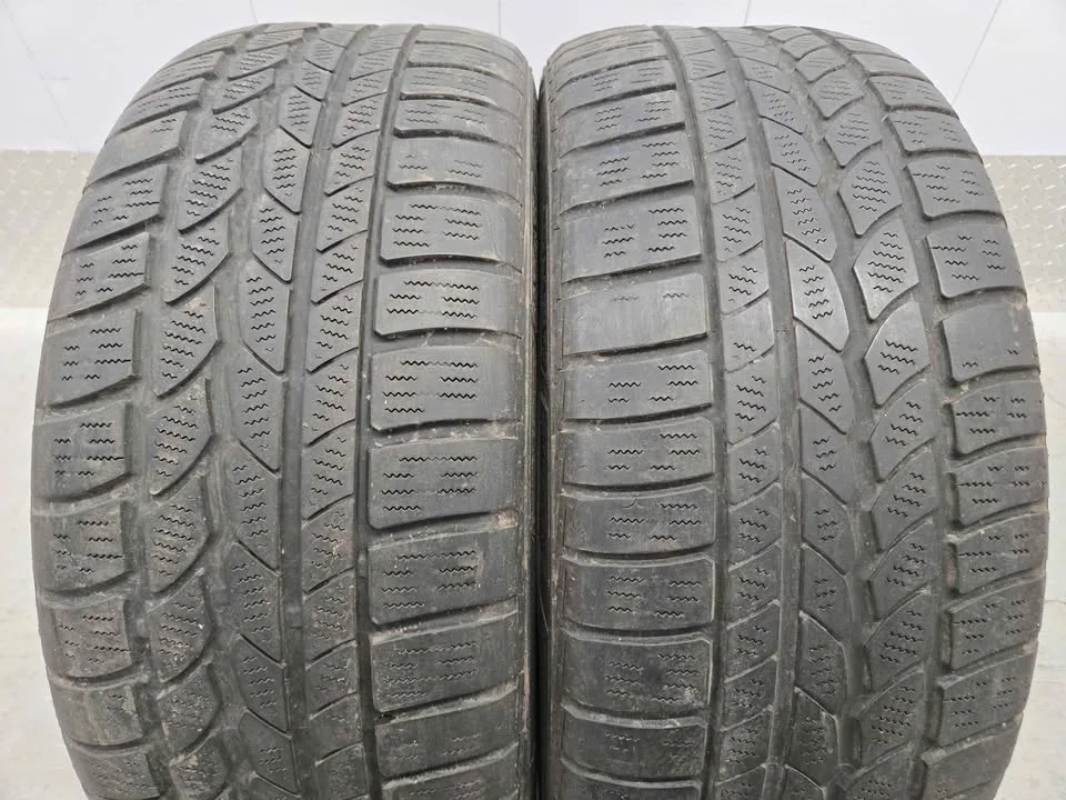 Continental Winter Contact Tires- 245/50R18 image indicator(9)