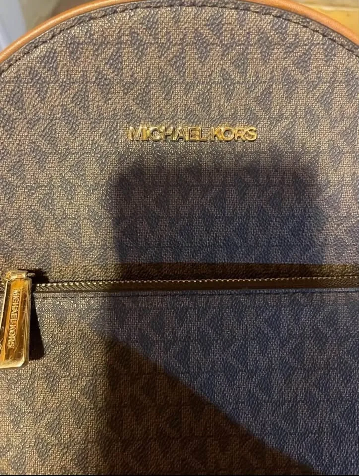 Michael Kors Backpack image indicator(4)