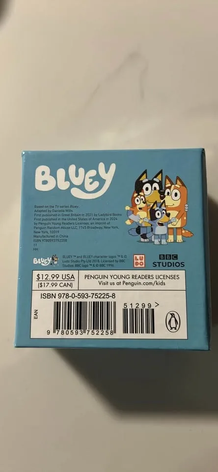 Brand New Bluey Little Library set image indicator(3)