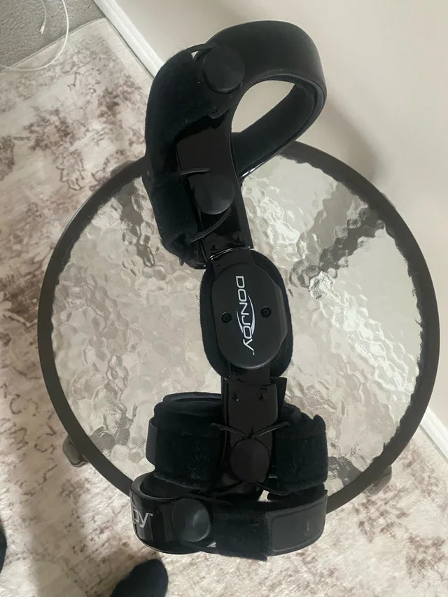 Brand New Large DonJoy Knee Brace for Right Knee image indicator(4)