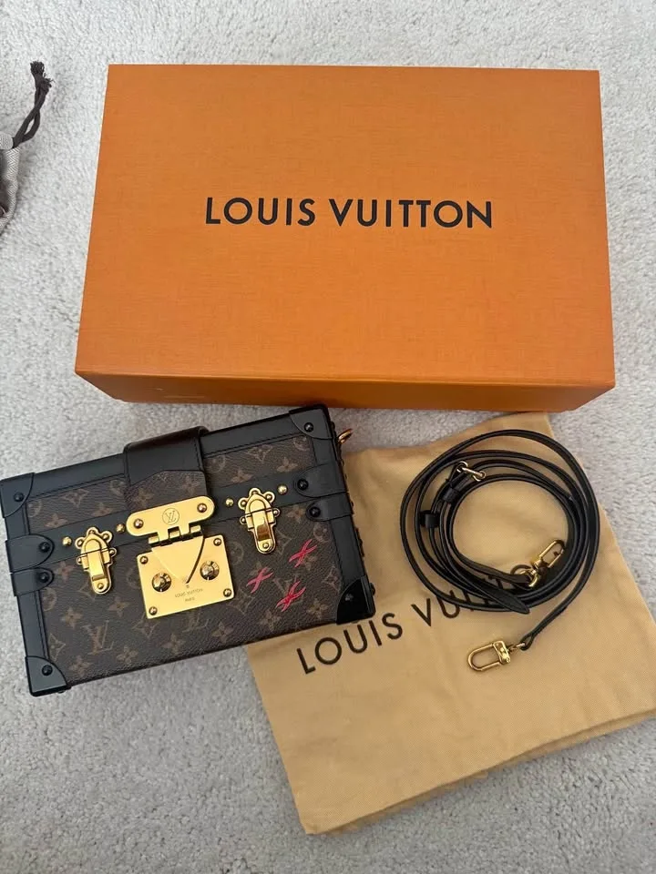 Louis Vuitton Petit Malle