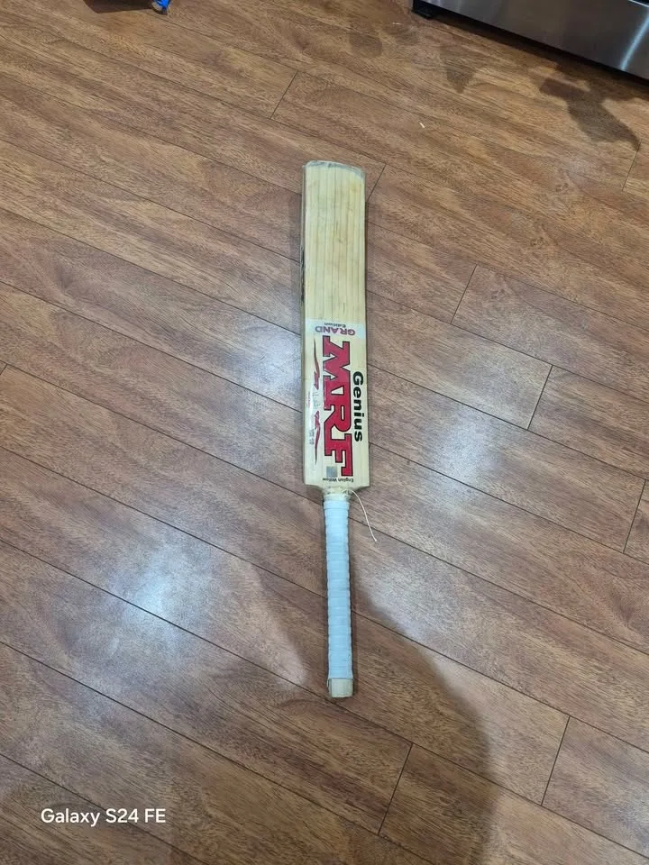 Cricket Bat image indicator(2)