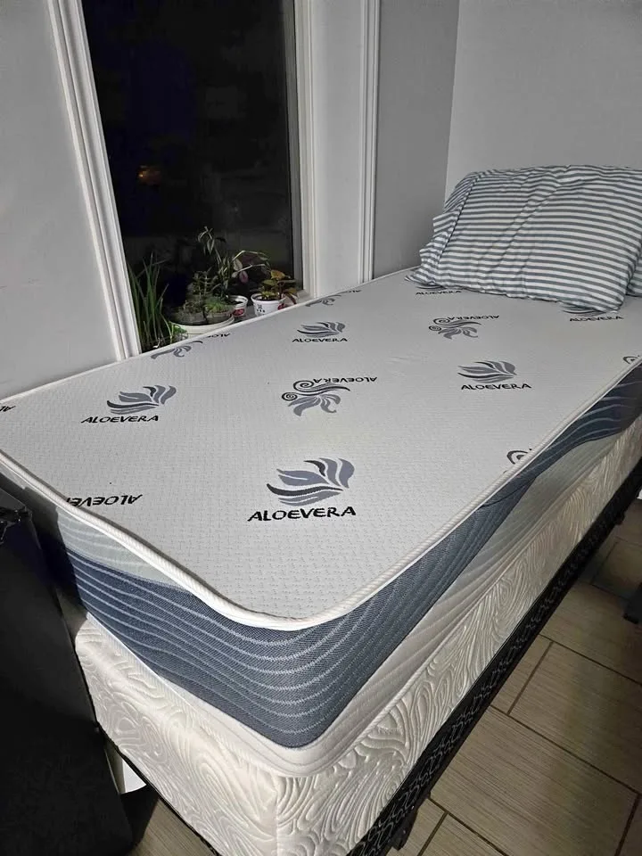 2 single mattress, 1 single bed frame, 1 single spring box