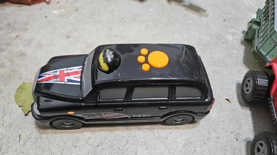 Tractors, police cars, firefighter cars, cars with music image indicator(8)