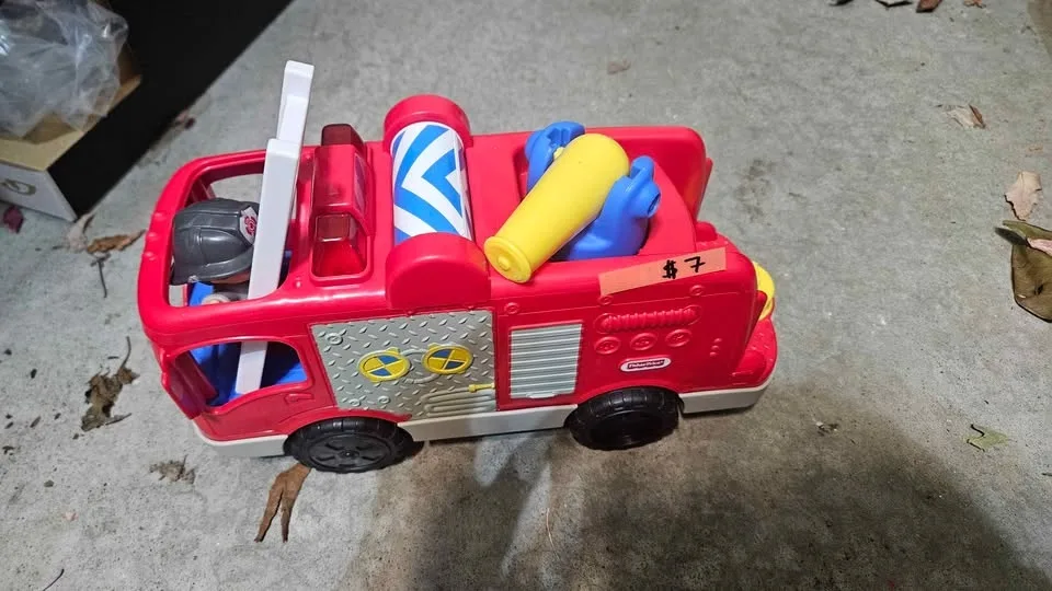 Tractors, police cars, firefighter cars, cars with music image indicator(10)