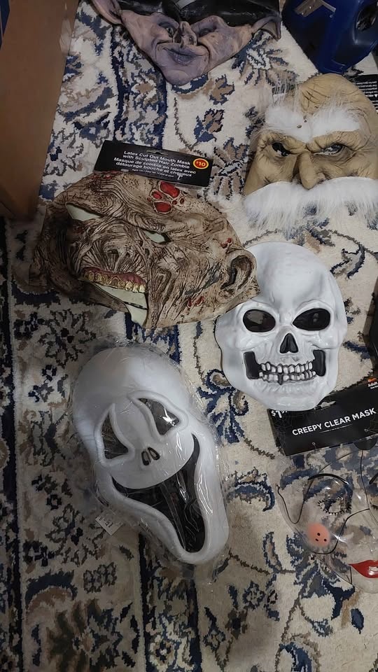 Mask - photo 2