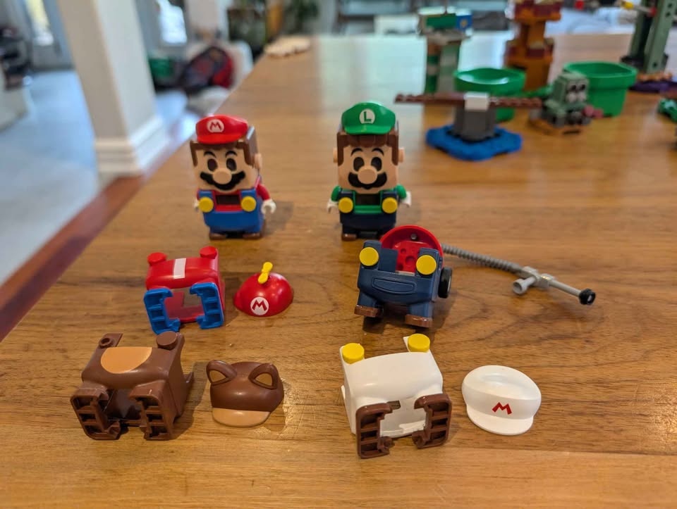 Multiple Mario Lego Adventure sets. - photo 2