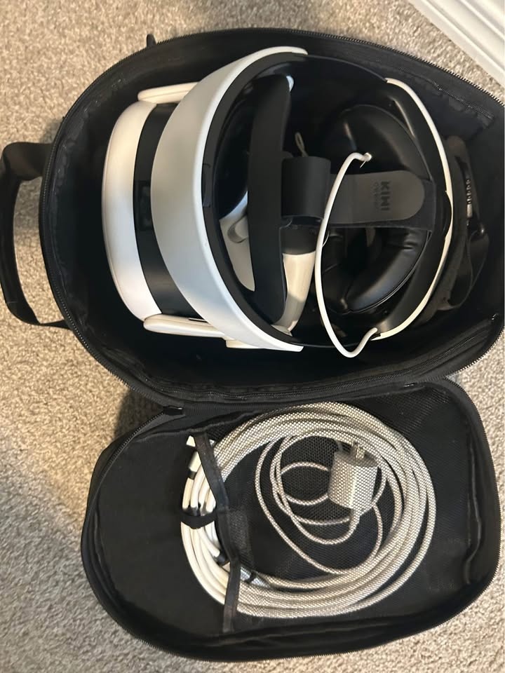 Meta Quest 3 512 GB with Upgraded Accessories - photo 2
