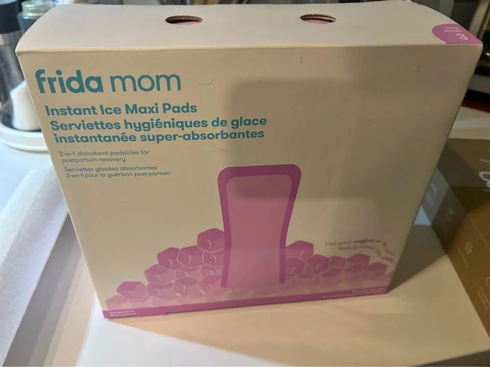 BNIB Frida Mom Instant Ice Maxi Pads, 8 count