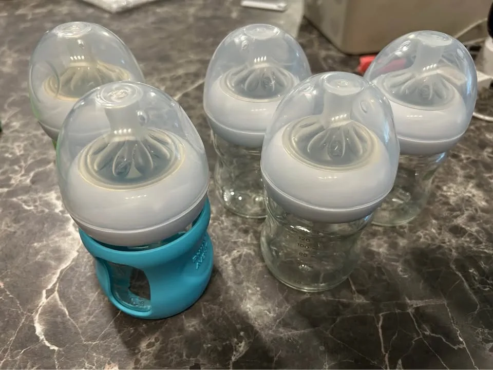 Philips Avent 4oz/120ml Glass Bottles image indicator(2)